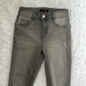 Refuge gray jeans